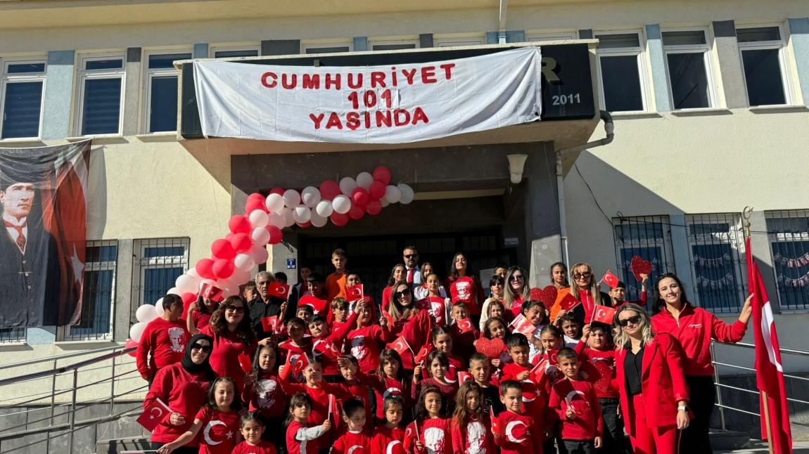 Cumhuriyetimiz 101 Yaşında...